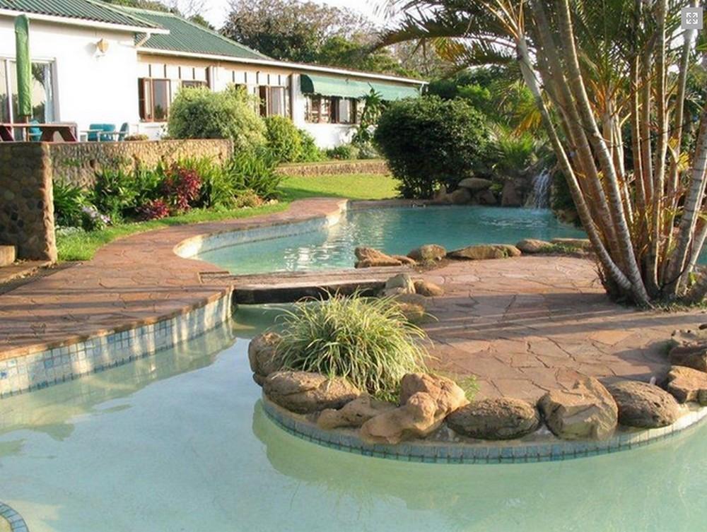 Trennerys Hotel Qolora Mouth Bagian luar foto